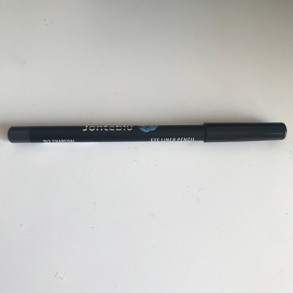3 for $15 💕 Jonteblu charcoal eyeliner pencil